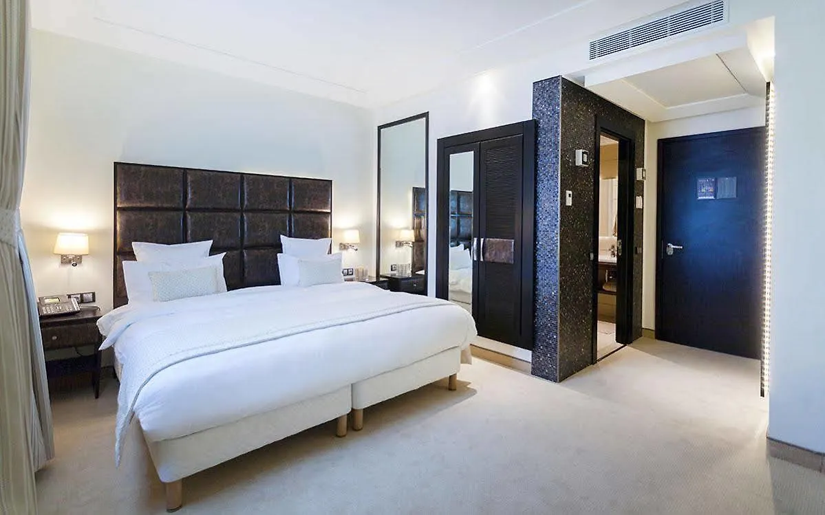 Business Hotel Τύνιδα