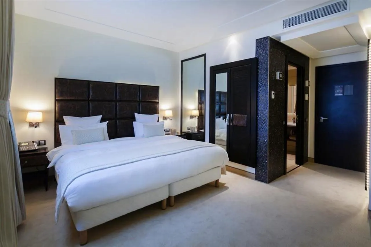 Business Hotel Τύνιδα